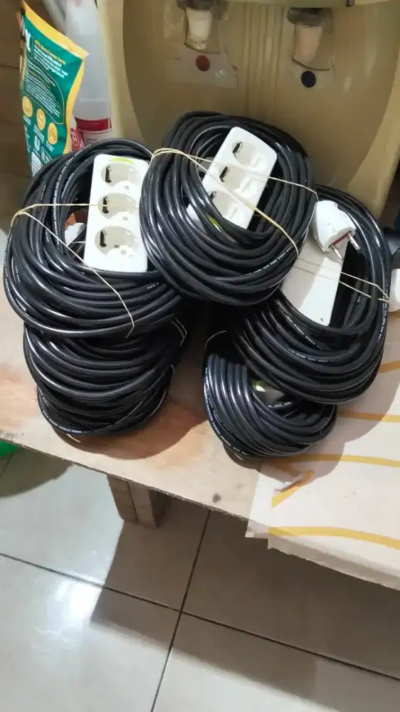 Kabel colokan berkualitas serabut tembaga murni