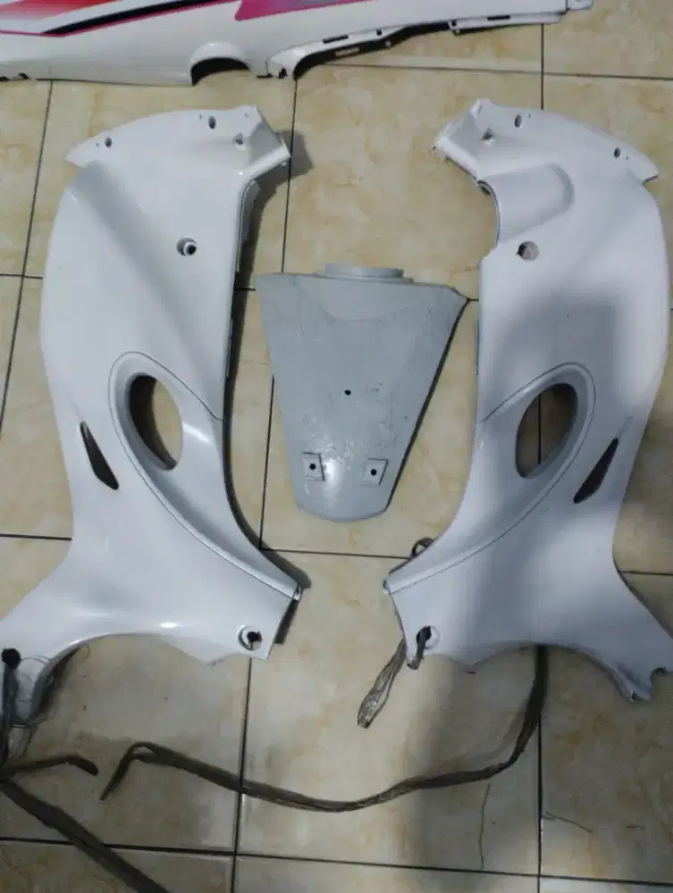 Body sayap dlm Jupiter 5LM 2000/2002