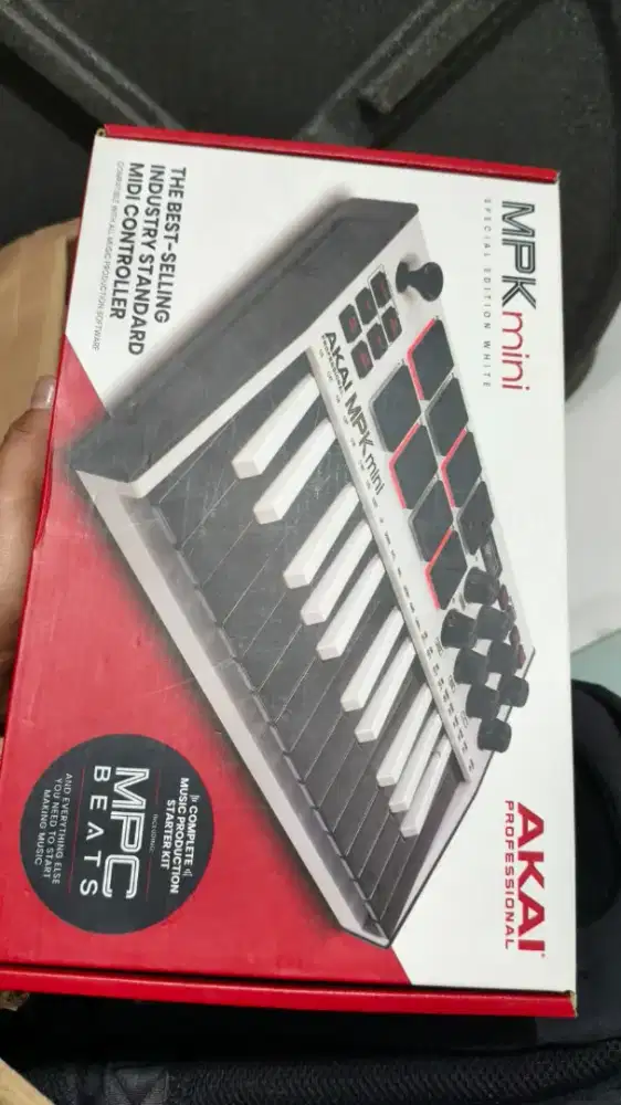 Akai MPK mini 25 Key White Edition