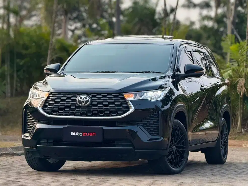 TOYOTA KIJANG INNOVA ZENIX V HYBRID 2023