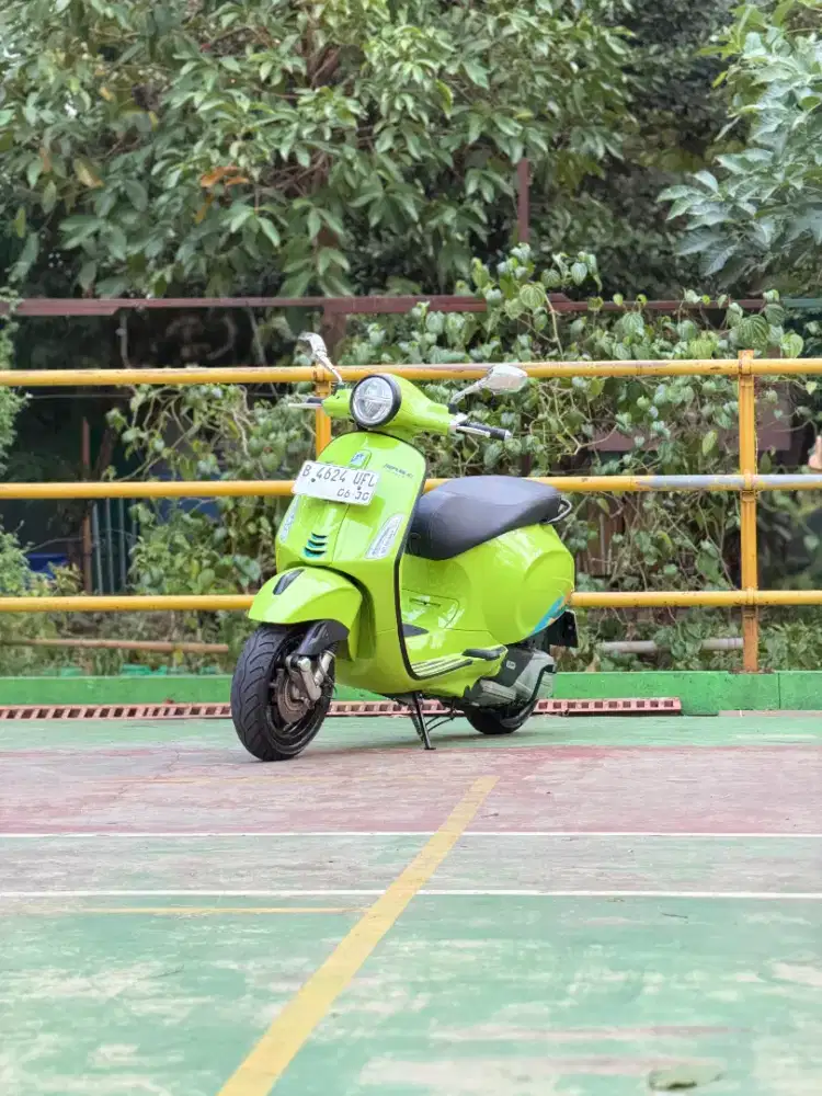 VESPA PRIMAVERA S NEW MODEL 150 IGET ABS LED TH 2024 PERFECT CONDITION