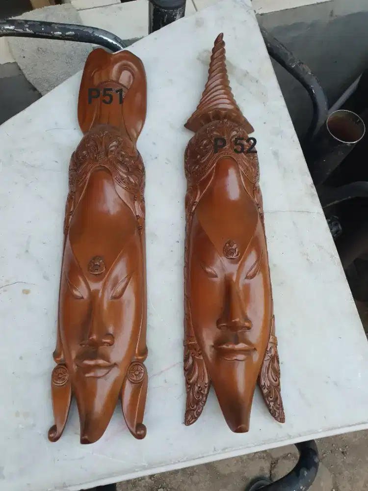 Sepasang Topeng pajangan dinding