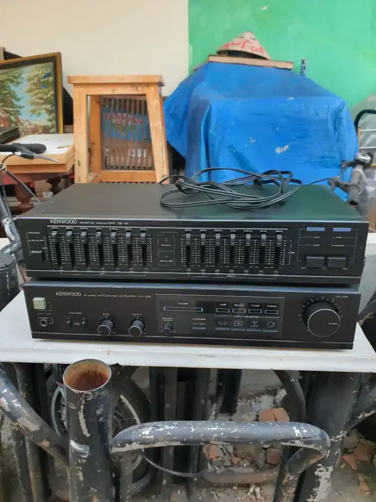 Kenwood Amplifier dan Equalizer