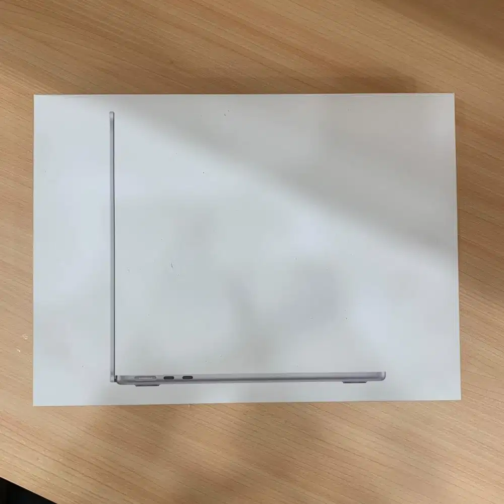 Macbook air m4 16/256