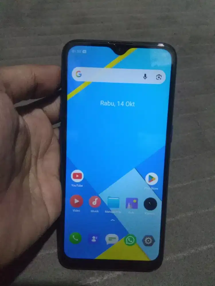 Realme C2 ram 3/32, normal siap pakai.