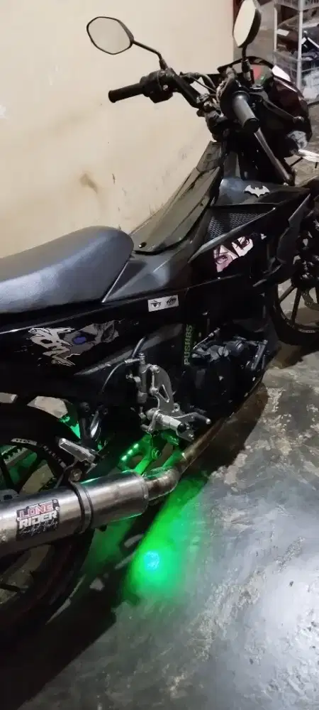 Cari tuker tambah atau tuker setara ke motor sport fairing mahar blh