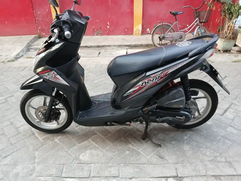 Jual beat 2015 kondisi sgt bagus samsat manyar