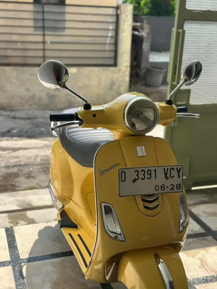 VESPA LX 125 i-get 2018 — KUNING