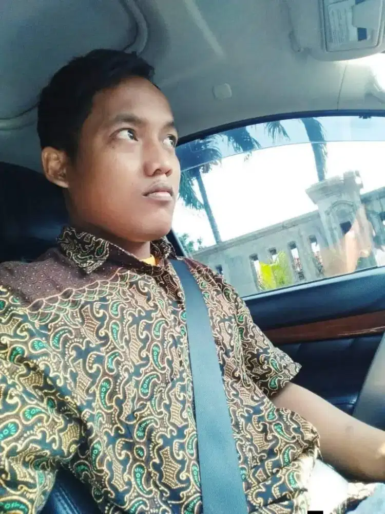 Mencari kerja driver pribadi,kantor,anter jemput sekolah