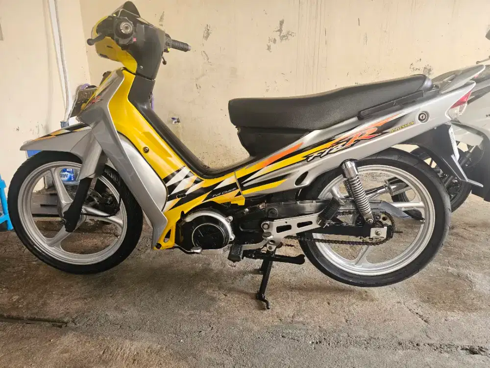 Dijuak F1ZR Millenium 2000