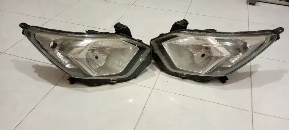Head lamp sigra