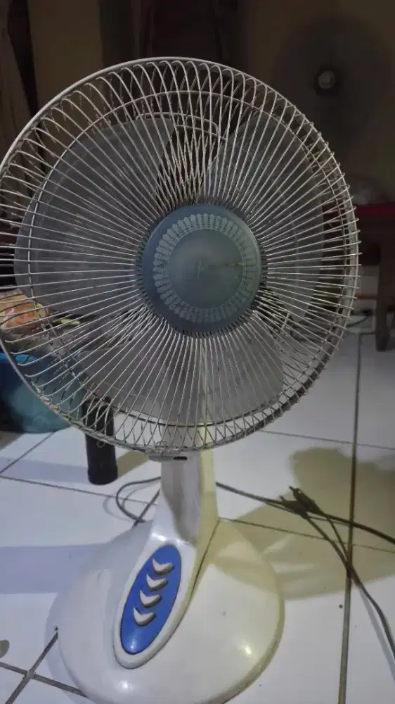 Kipas angin 12