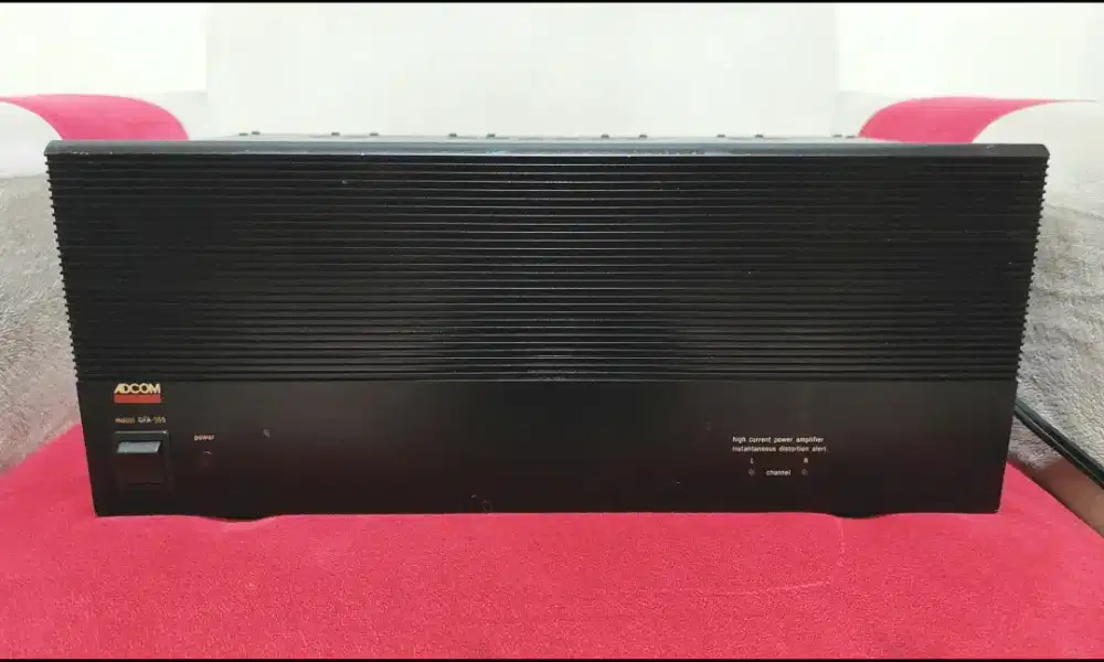 Power Adcom GFA-555