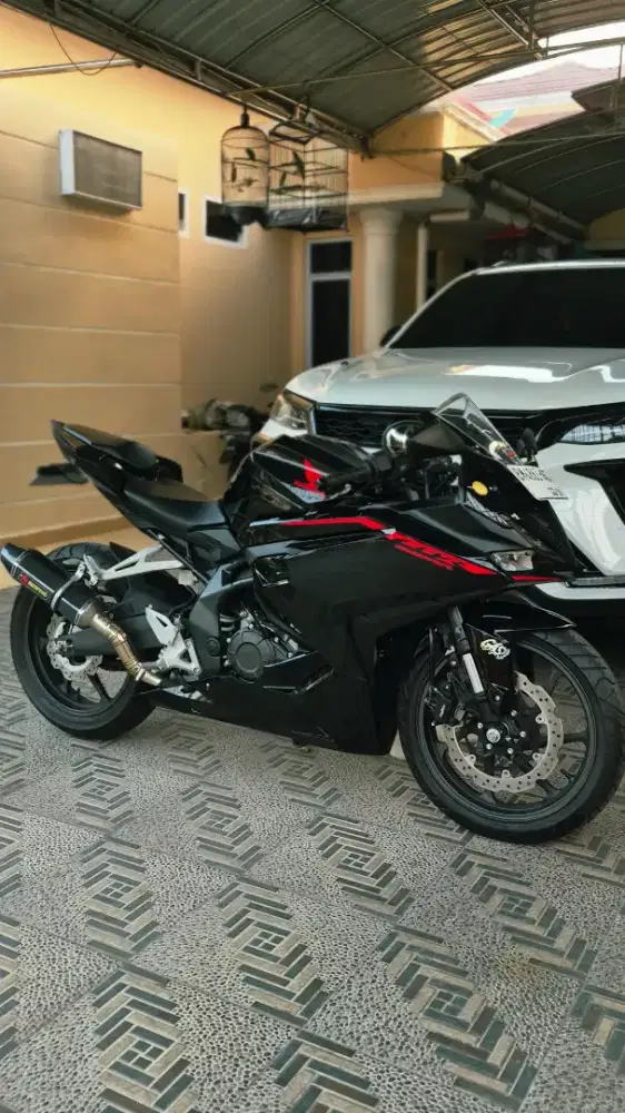DIJUAL CBR 250RR TAHUN 2025, LOW KM !!