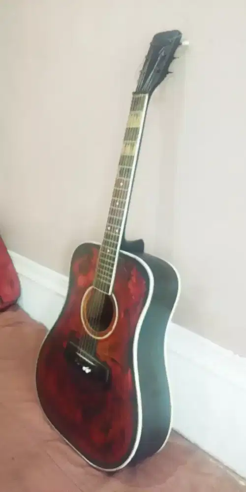 Gitar akustik mode dreadnought body besar senar nilon suara ok