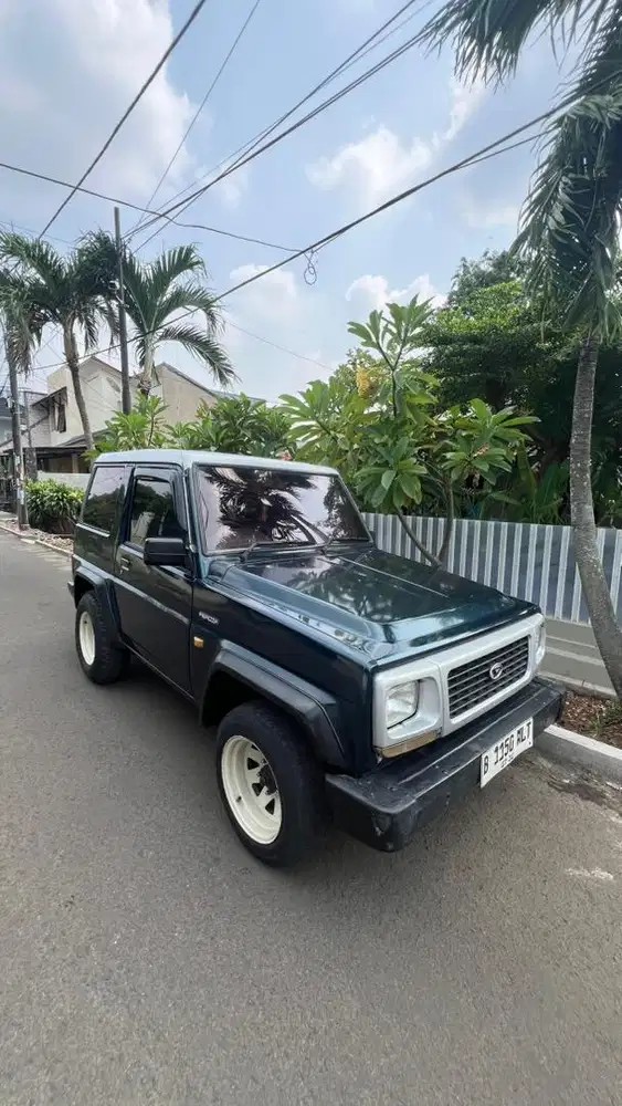 DAIHATSU FEROZA 1995