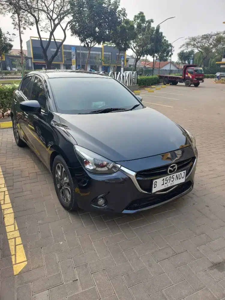 Mazda 2 skyactive 2015 pajak on