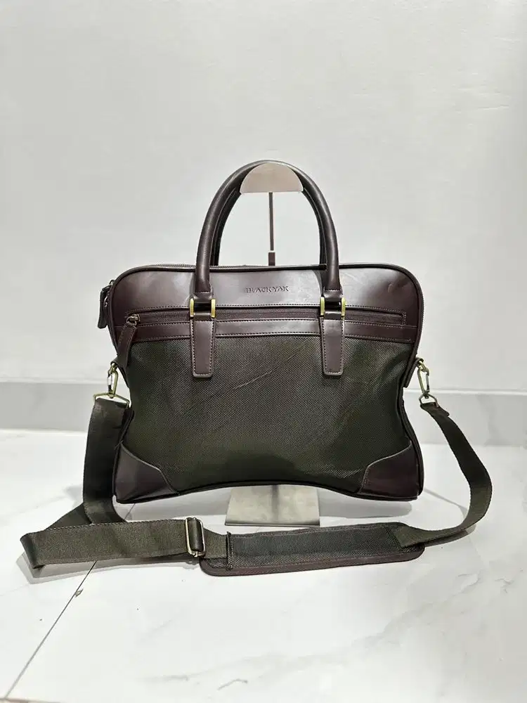 Tas kerja pria BLACK YAK