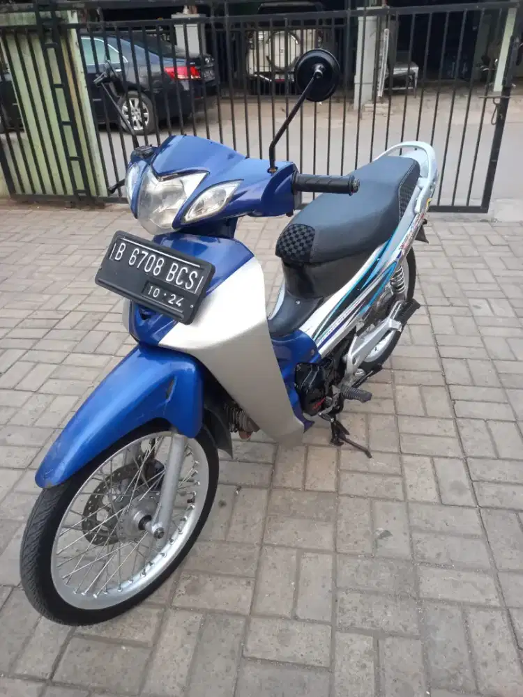 Kharisma x 2004 mulus