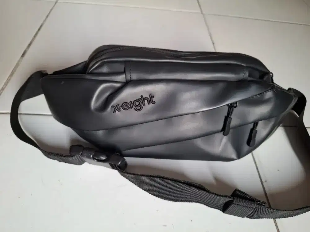 Tas X-eight Pria mulus