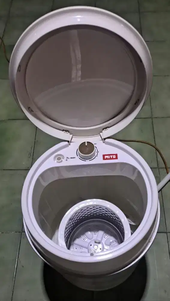 Preloved Mito Washing Machine WM1 Mesin Cuci Portable 3,5 Kg