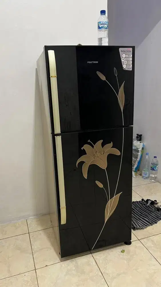 KULKAS 2 PINTU JUAL CEPAT