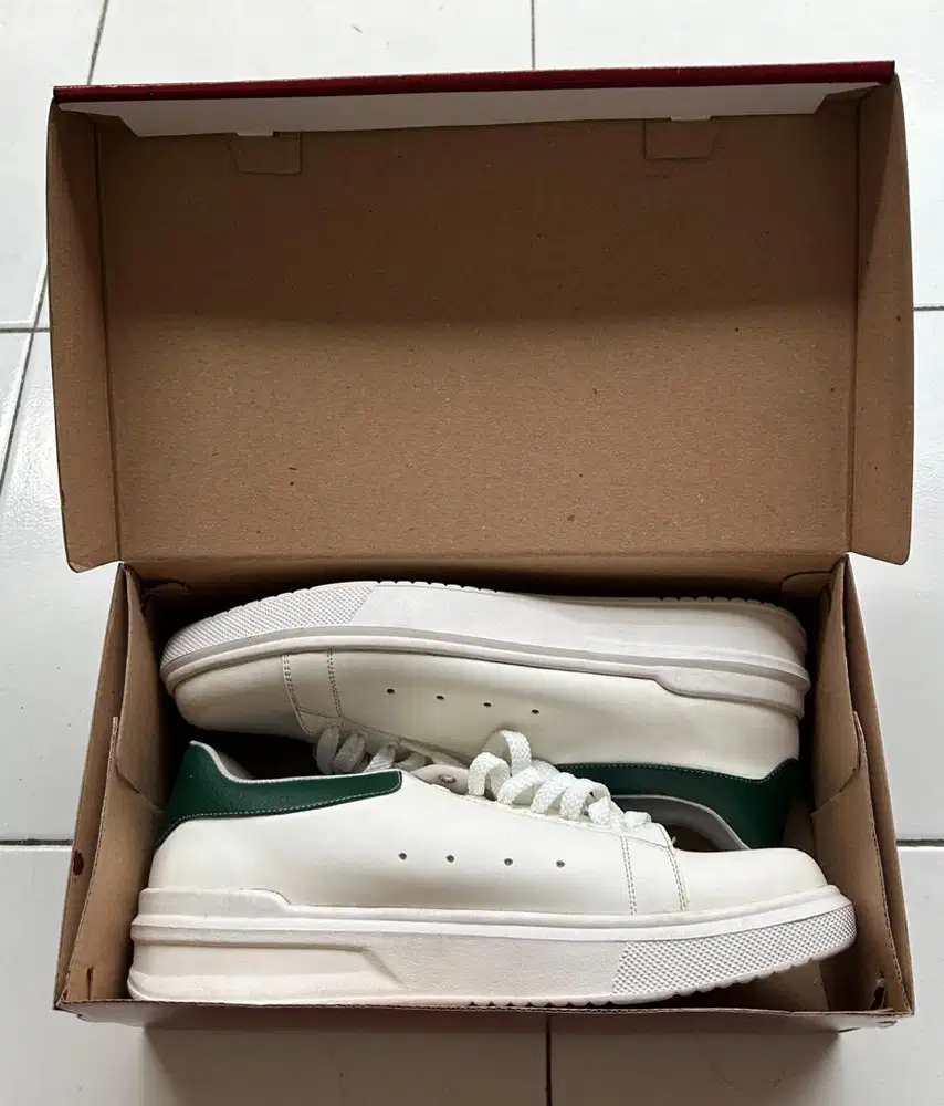 Sepatu untuk PRIA