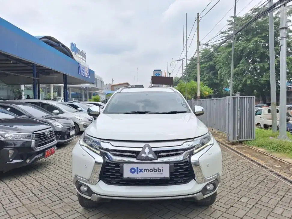 TDP RENDAH - Pajero Sport 2.4 Dakar 4x2 Solar-AT 2020 Putih CAIXD