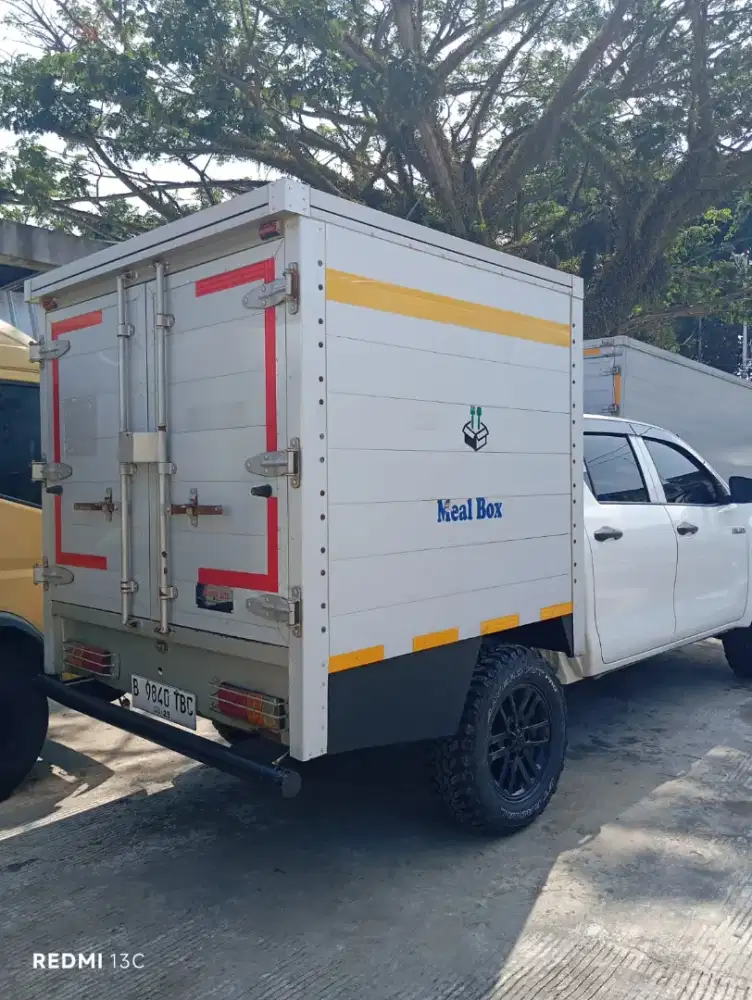 Toyota Hilux Box Double Cabin 2024nik2023 Diesel