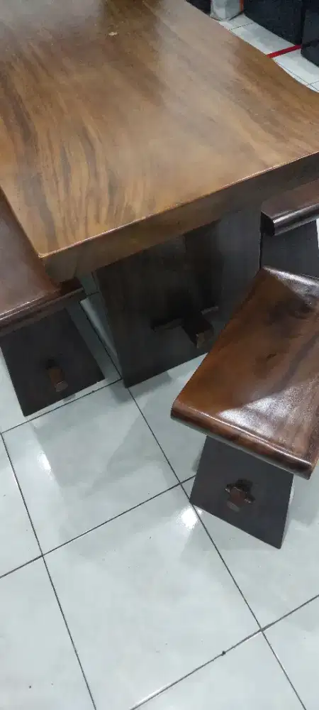 Meja & Bangku Makan, Kayu Trembesi