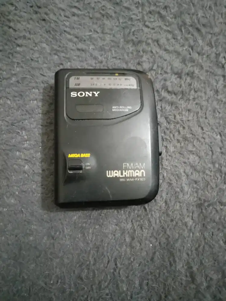 walkman sony WM-FX103