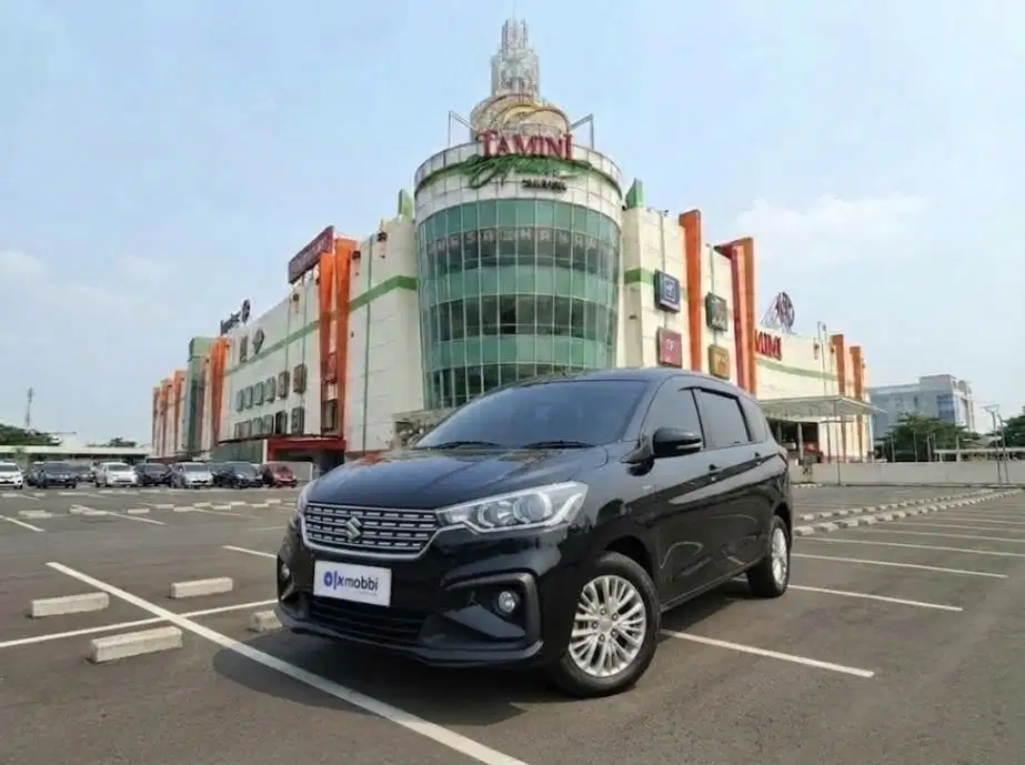 TDP RENDAH - Suzuki Ertiga 1.5 GL Bensin-MT 2021 Hitam CTRWB