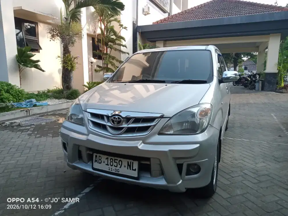 Dijual segera Avanza 2010 manual