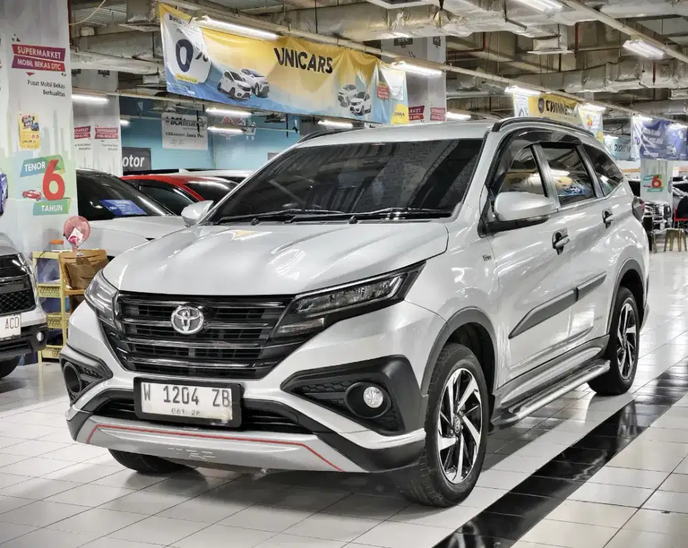 TOYOTA RUSH TRD SPORTIVO AT 2018 SILVER METALIK