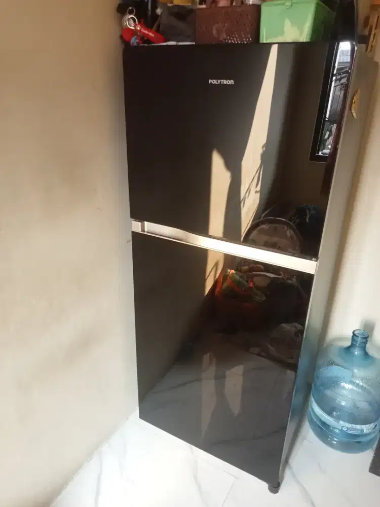Kulkas Polytron 2 Pintu