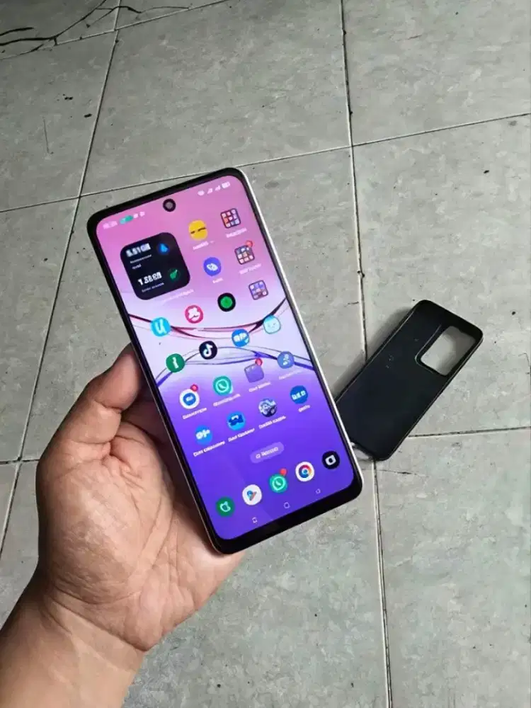 Oppo A5 2025 Nfc (8+8/128)