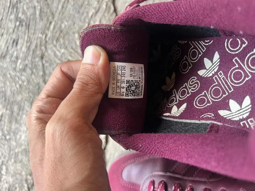 Adidas sumtaraaa