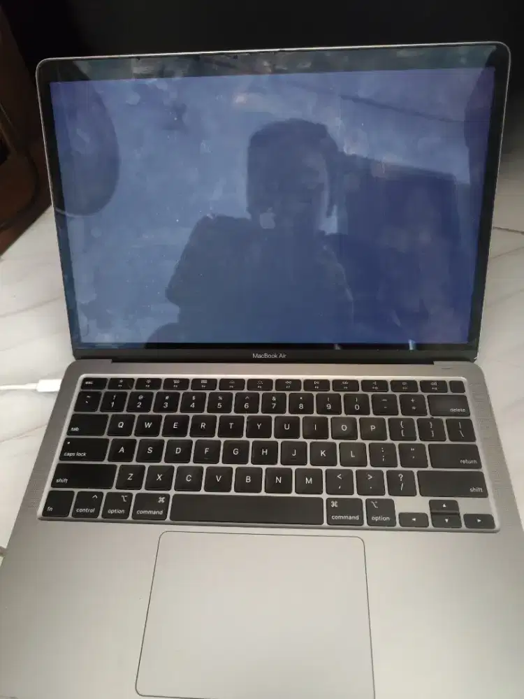 Macbook air 13inc 2020