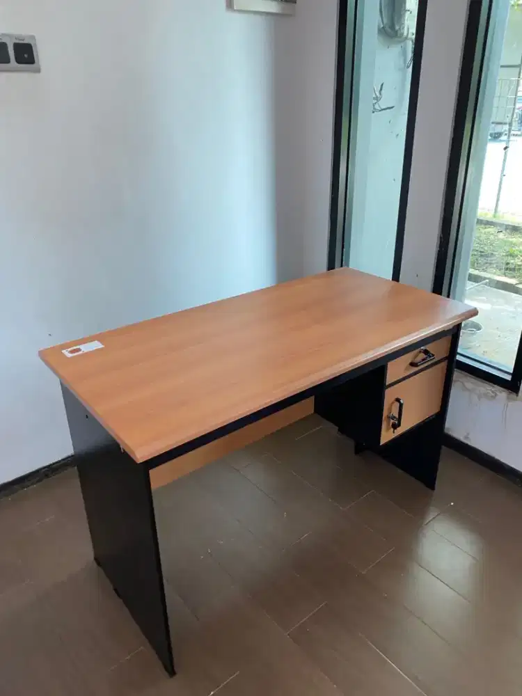 ready meja kantor kerja Termurah