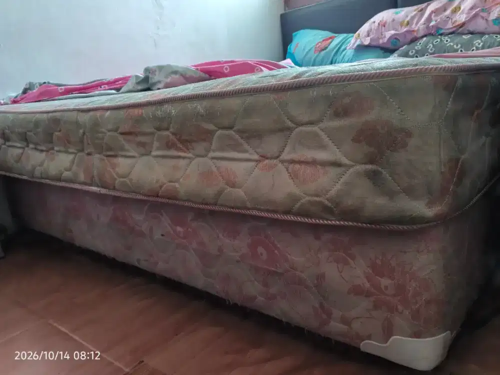 Jual tempat tidur guhdo