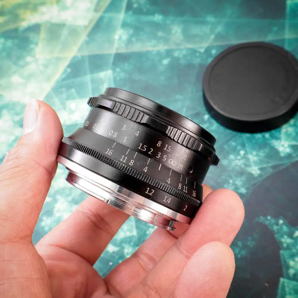 Lensa 7artisans 35mm f1.2 for Sony. Fullset Mulus