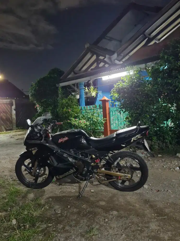 Kawasaki ninja RR old