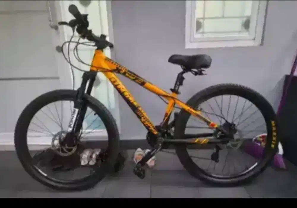 Sepeda Cross Country Shimano