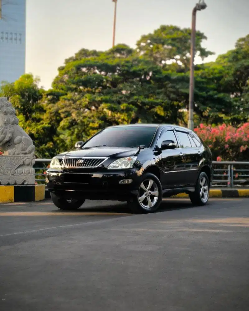 Toyota Harrier 2010 Bensin