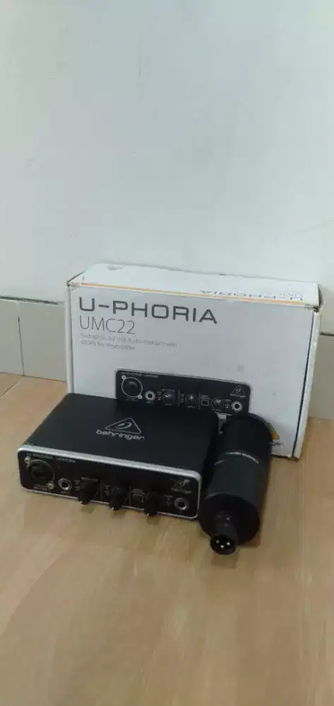Soundcard & Mic Condenser