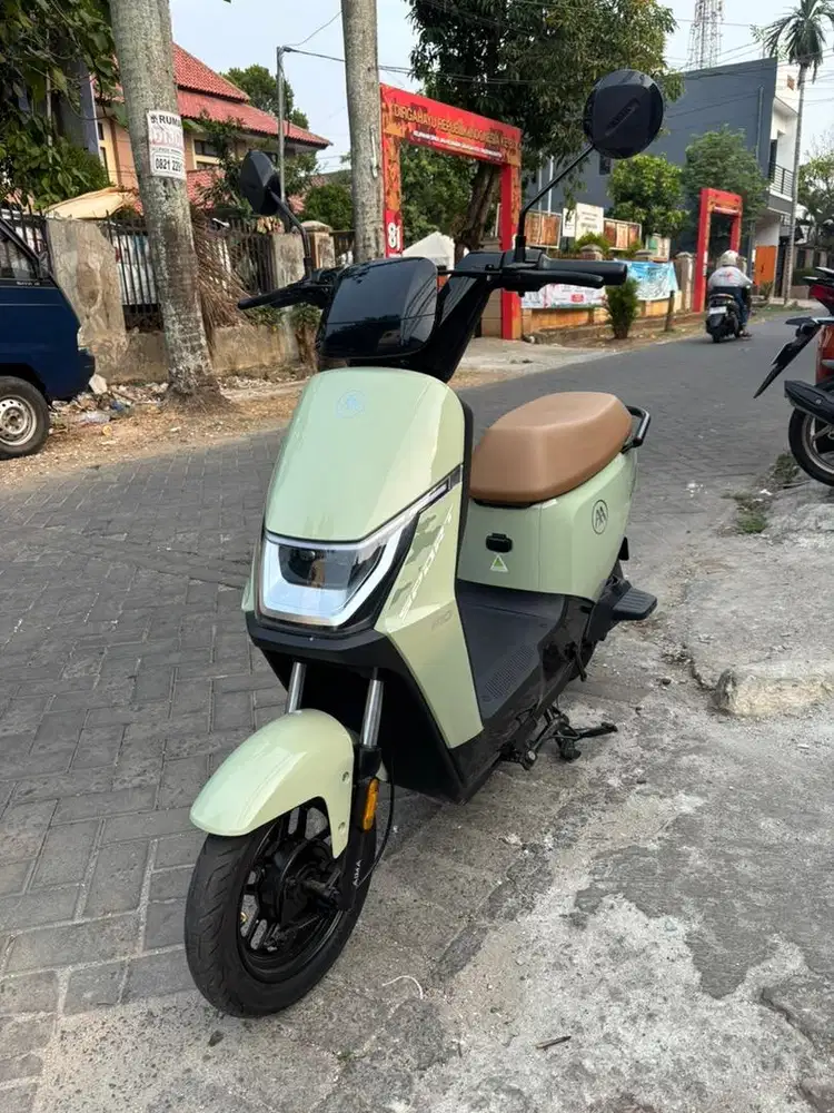 SEPEDA LISTRIK AIMA