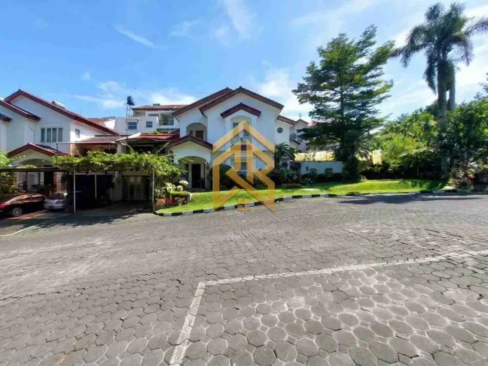 TURUN HARGA Rumah Luas Lingkungan Exclusive Mewah di Alamanda Dago dkt ITB UNPAD