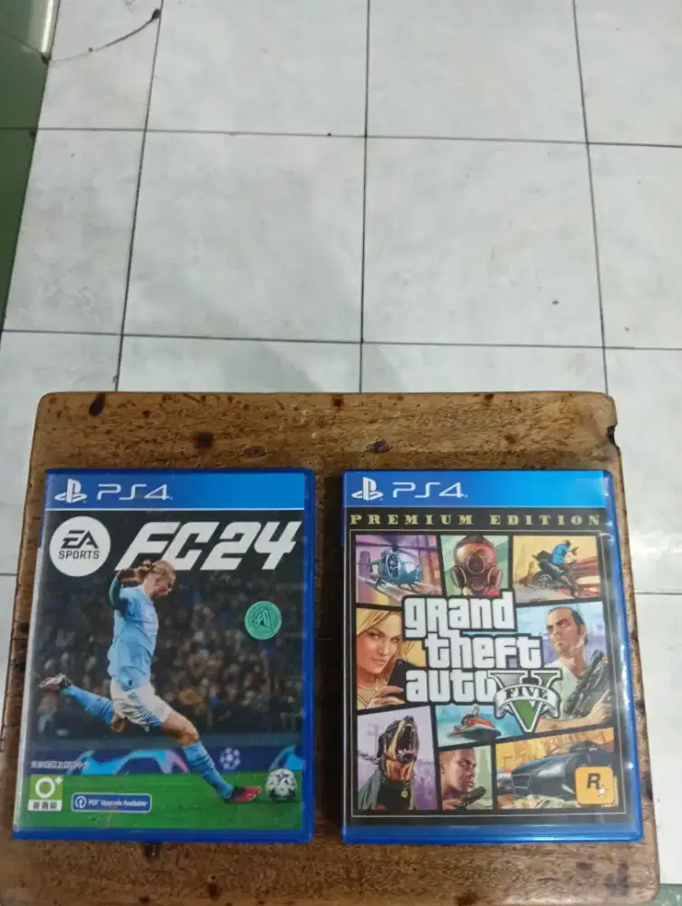 KASET PS BEKAS ORIGINAL GTA V PREMIUM EDITION REG 3 & FC 24 REG 3