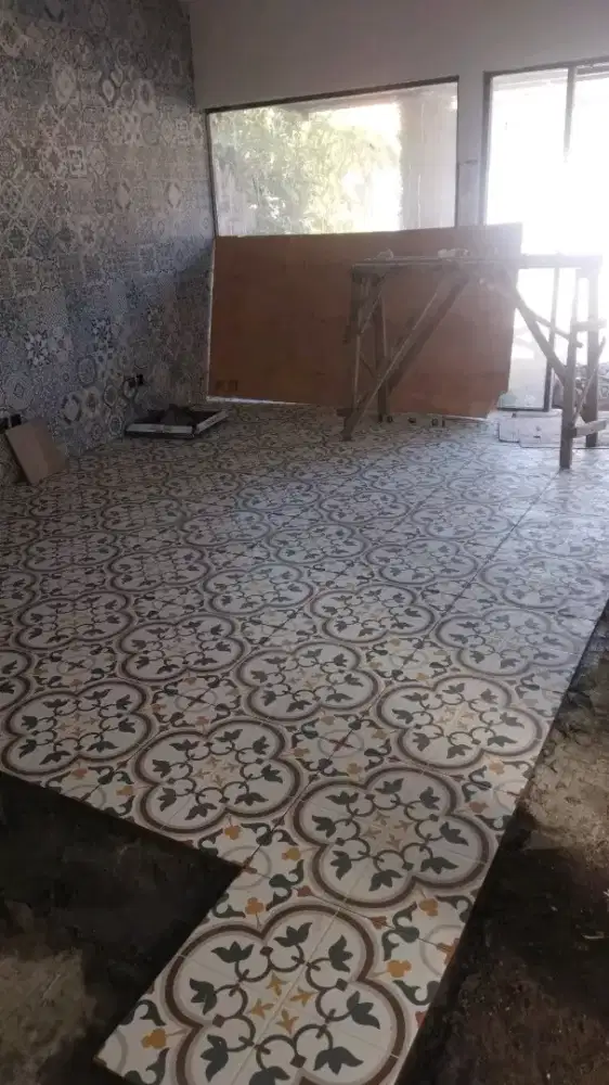 tukang pasang keramik dan granit