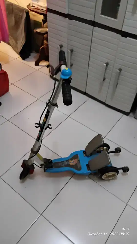 Djual cepat skuter bekas
